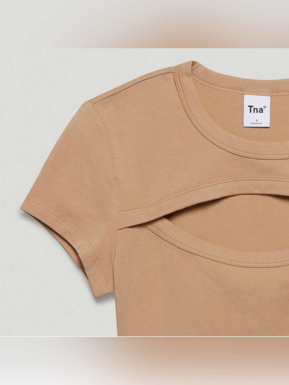 TNA Aritzia Costa Beige Cutout Crop Top XL - Picture 4 of 13